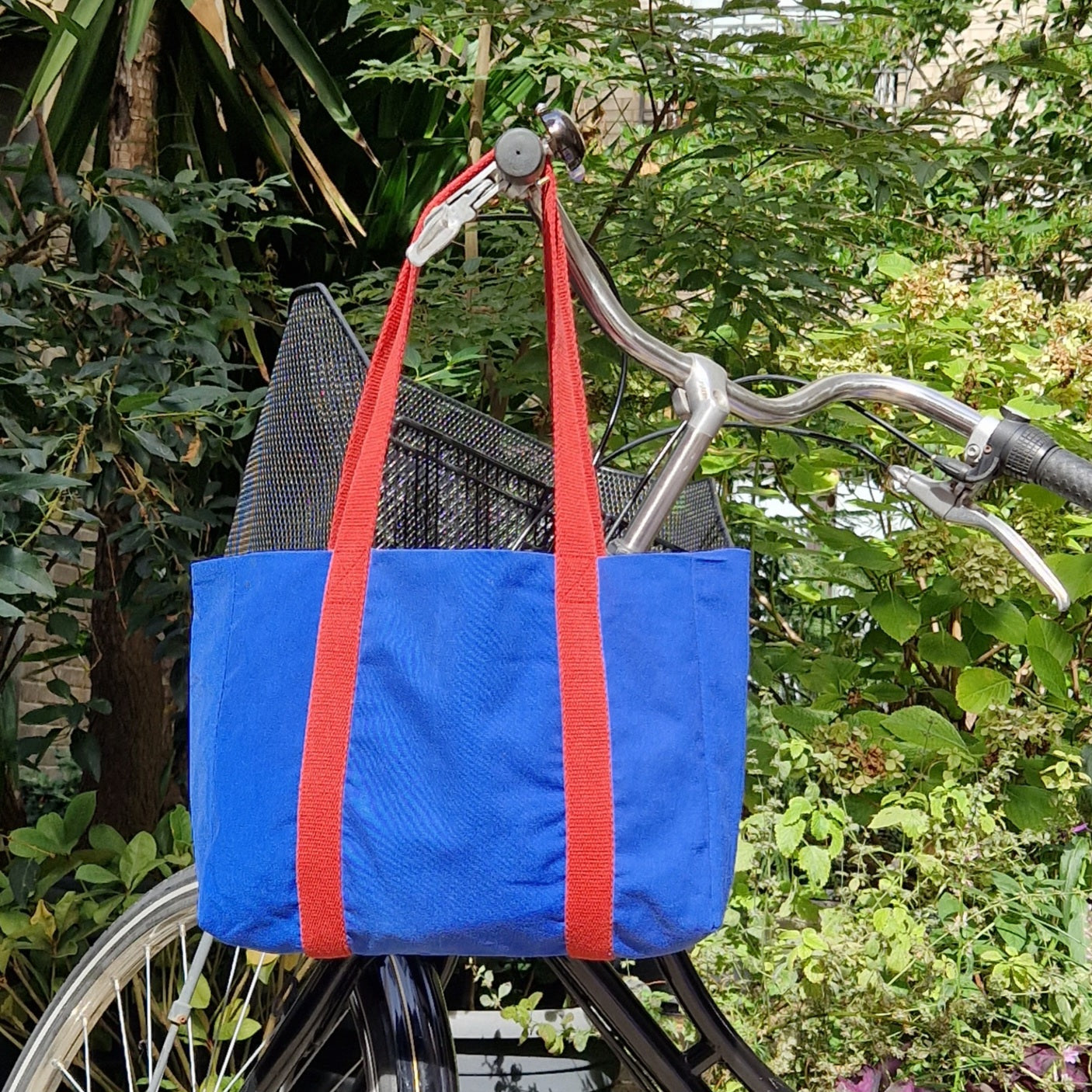 Sac Cabas Bleu & Cerise, doublure à fleurs