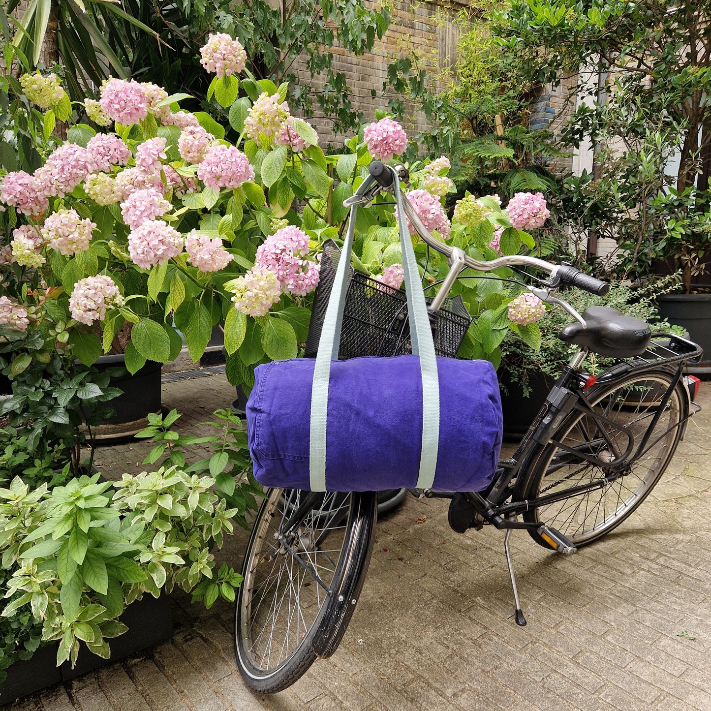 Grand Sac Bowling Bleu & Vert d’eau, doublure fleurie - Blue Fabrik