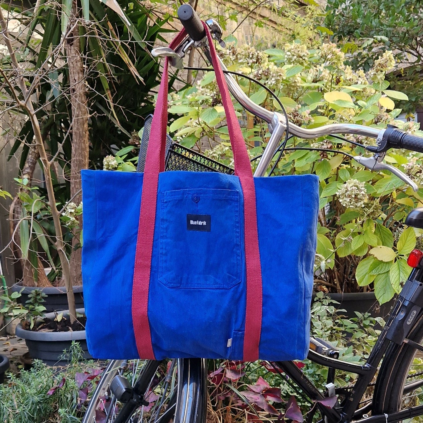 Grand sac Cabas Bleu & Bordeaux, doublure à petits carreaux et fleurs assorties - Blue Fabrik