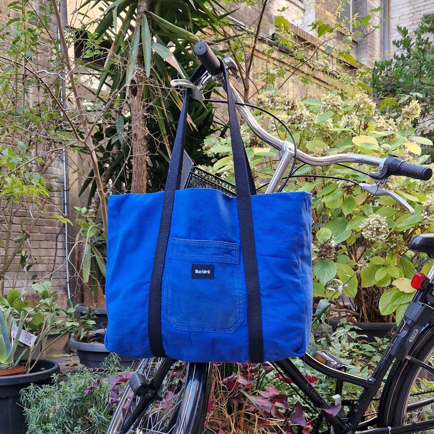 Grand sac Cabas Bleu & Marine, doublure fleurie - Blue Fabrik