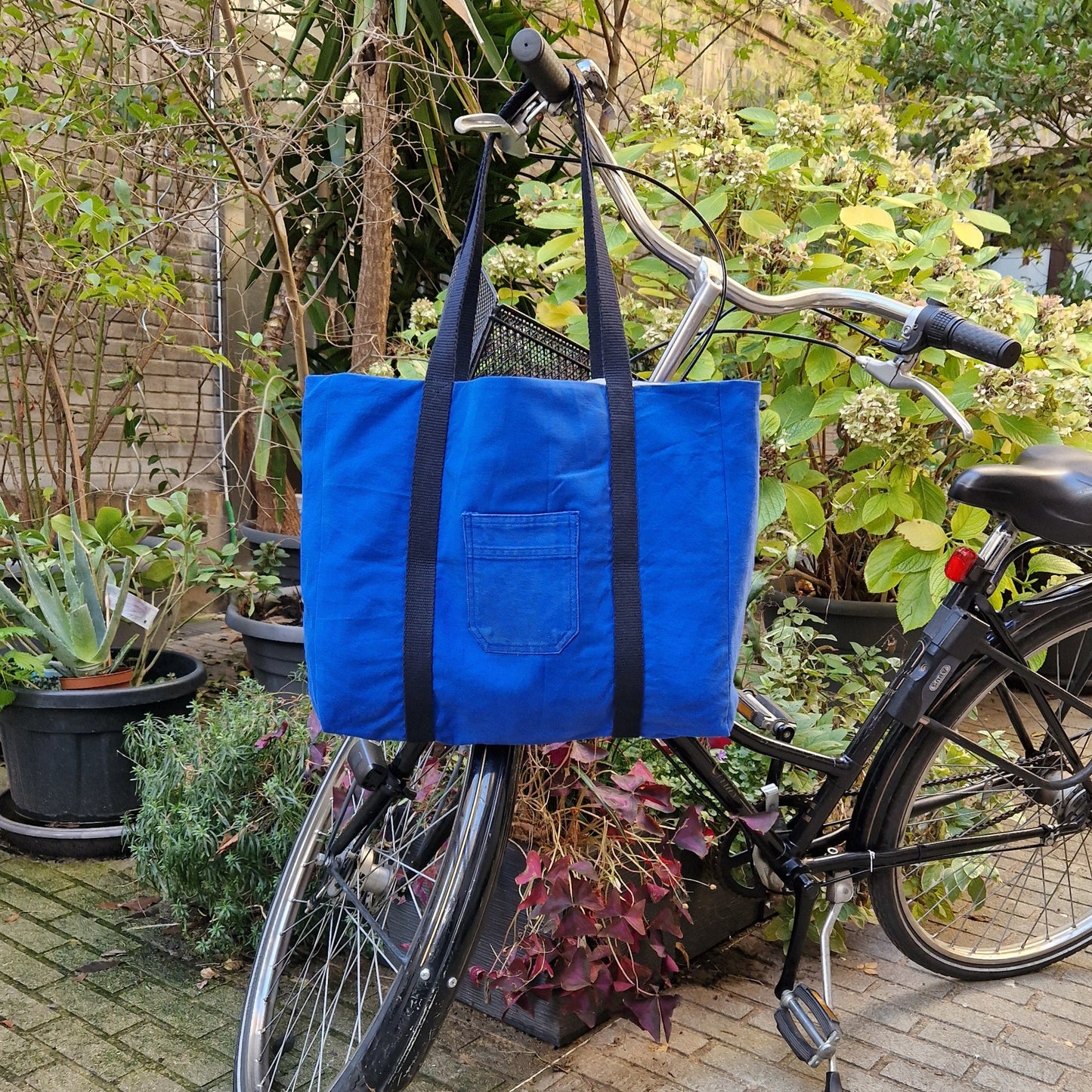 Grand sac Cabas Bleu & Marine, doublure fleurie - Blue Fabrik