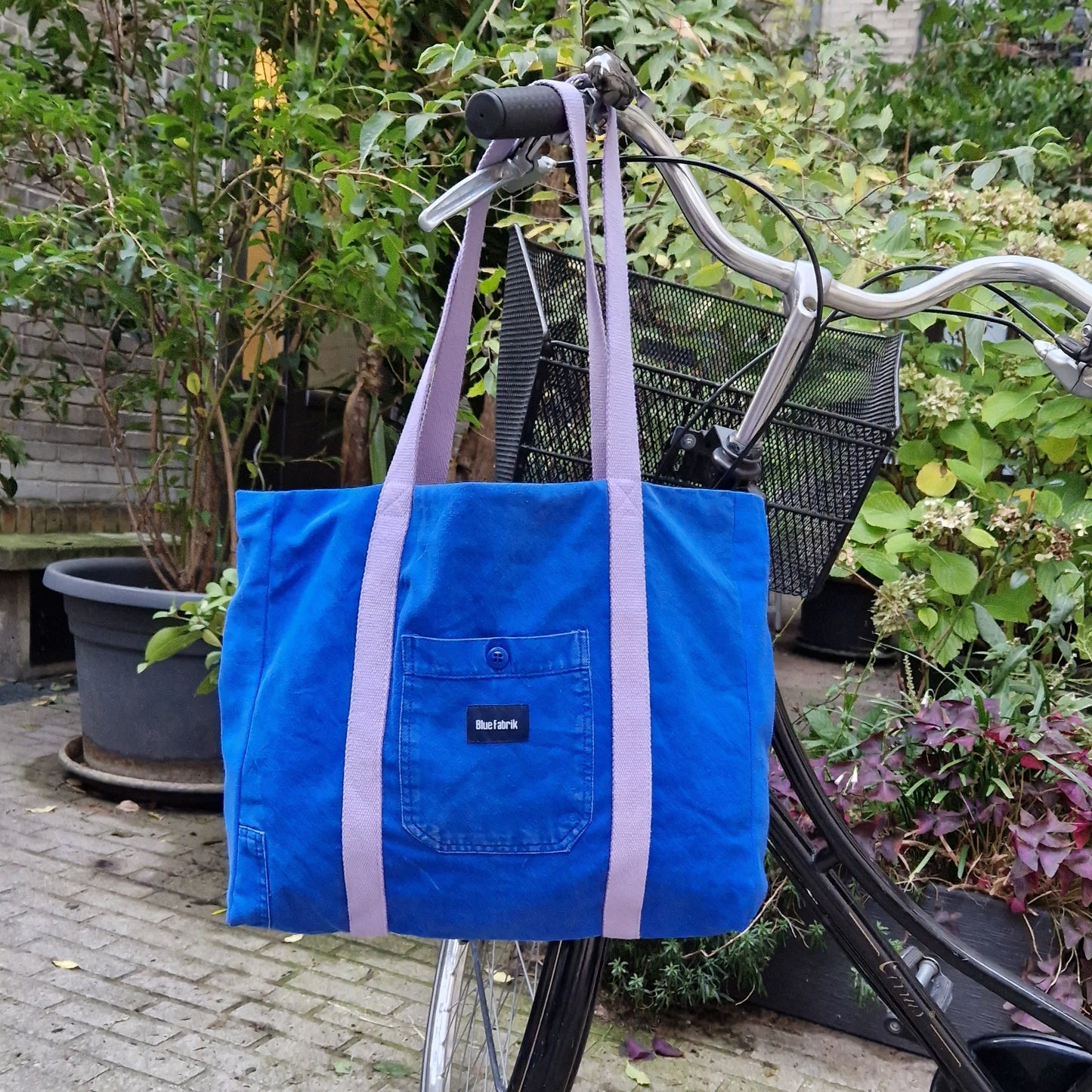 Grand sac Cabas Bleu & Parme, doublure fleurie - Blue Fabrik