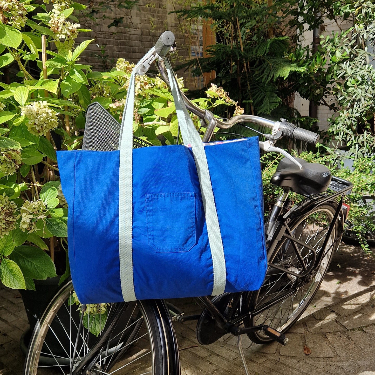 Grand sac Cabas Bleu & vert d'eau, doublure fleurie - Blue Fabrik