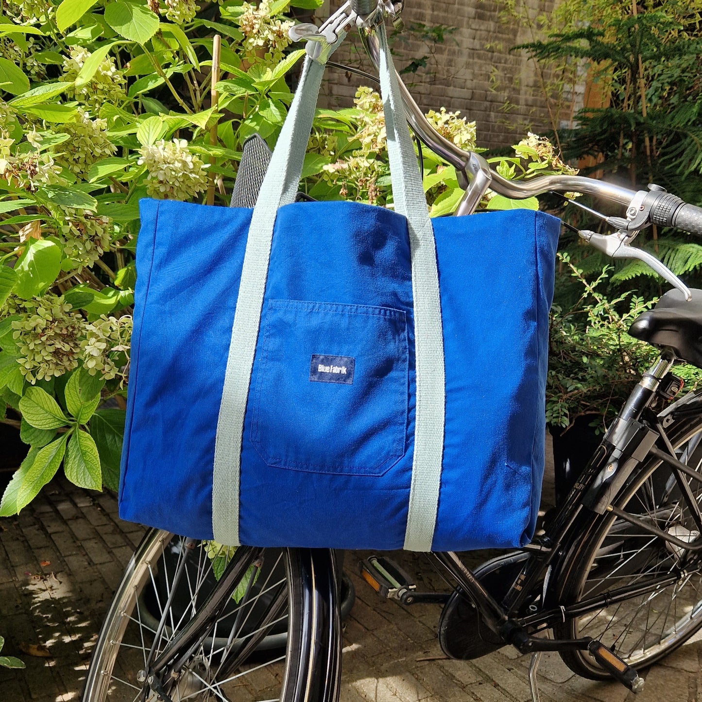 Grand sac Cabas Bleu & vert d'eau, doublure fleurie - Blue Fabrik