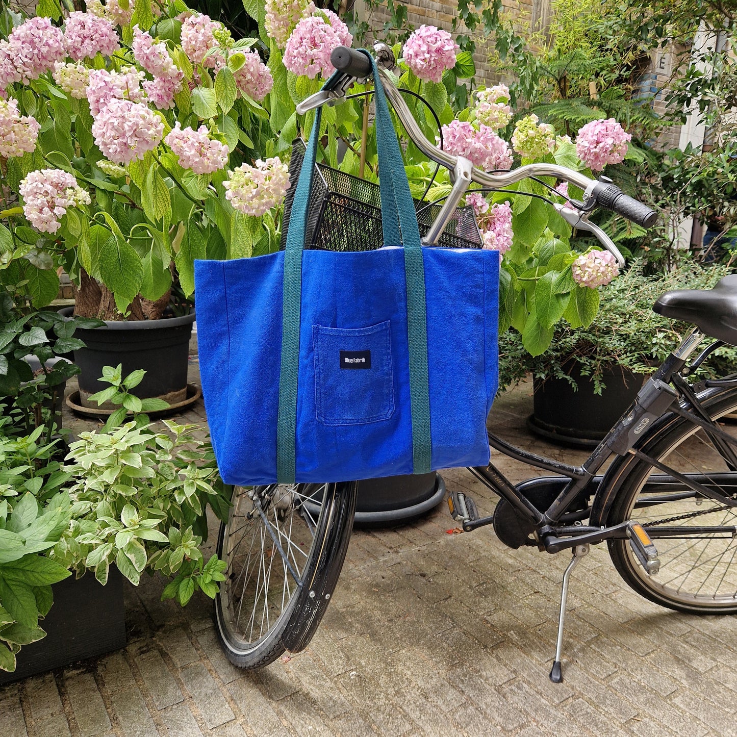 Grand Sac Cabas Bleu & Vert sapin, doublure fleurie - Blue Fabrik