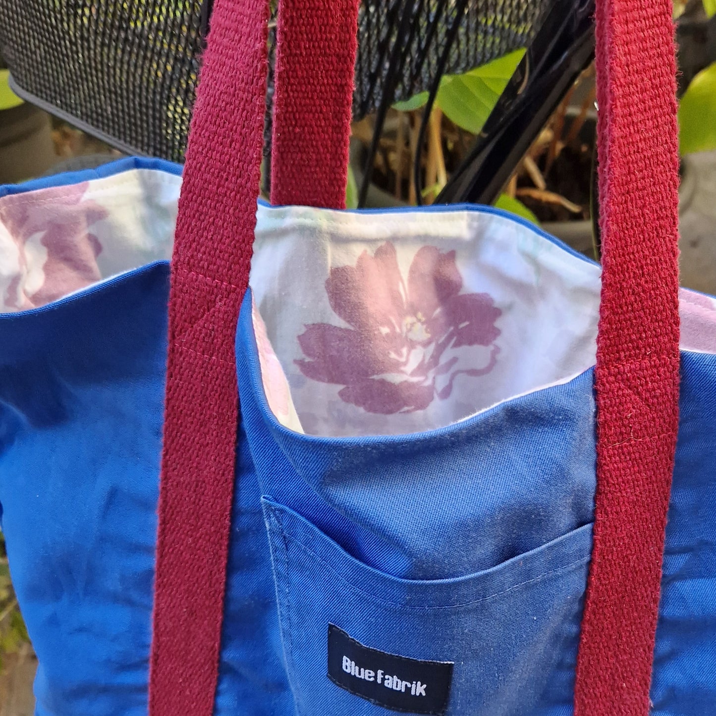 Grand sac Cabas Bleu & Bordeaux, doublure fleurie