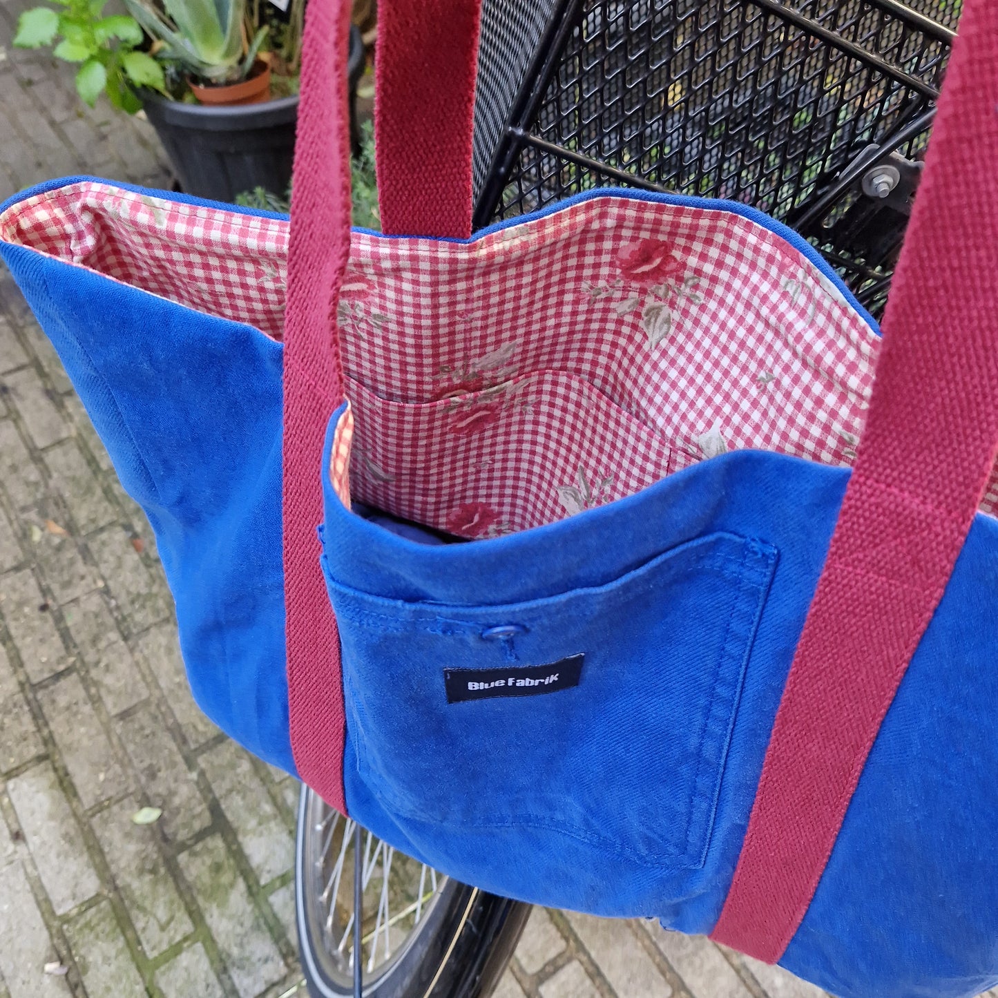 Grand sac Cabas Bleu & Bordeaux, doublure à petits carreaux et fleurs assorties
