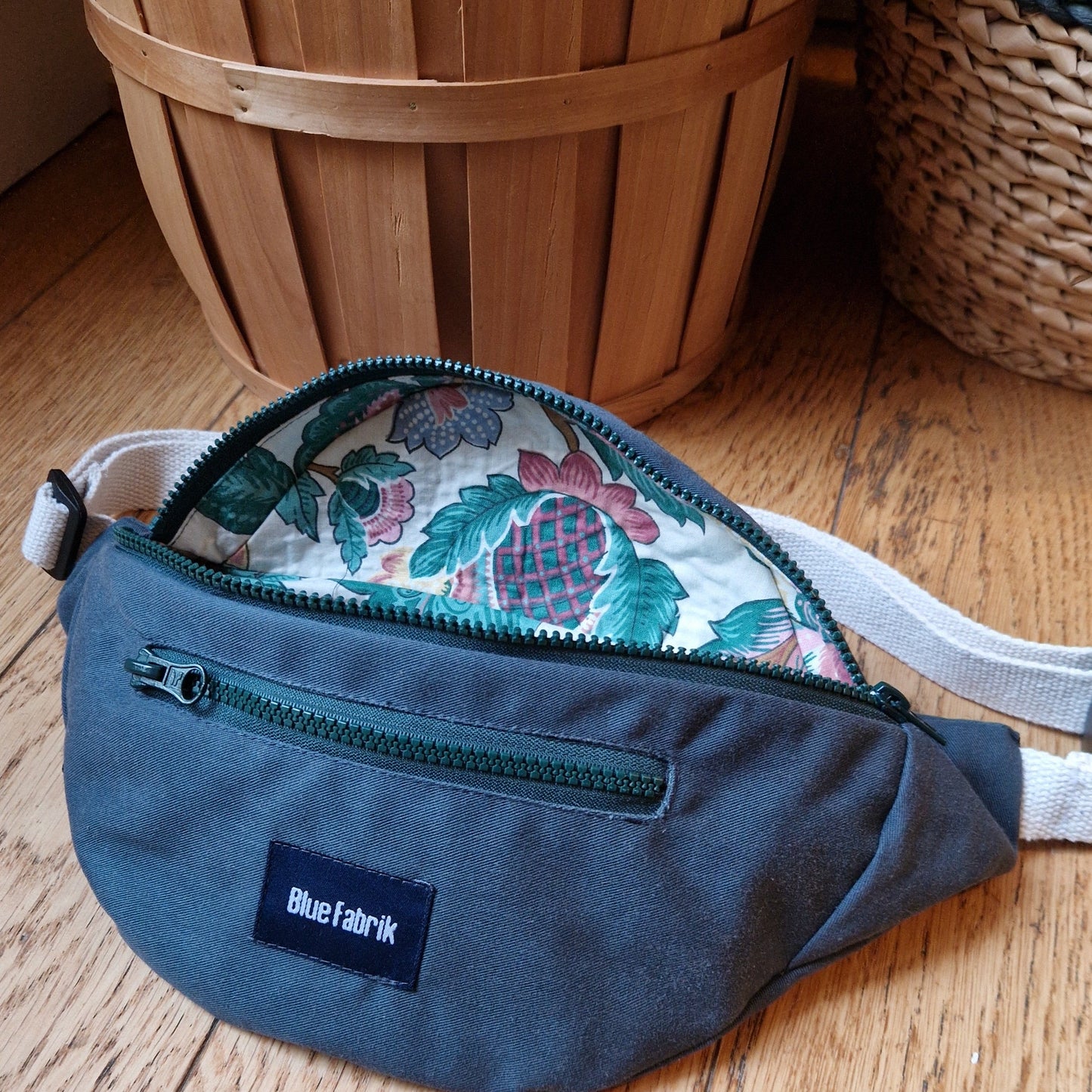 Sac Banane Vert & Ecru, doublure à motifs - Blue Fabrik