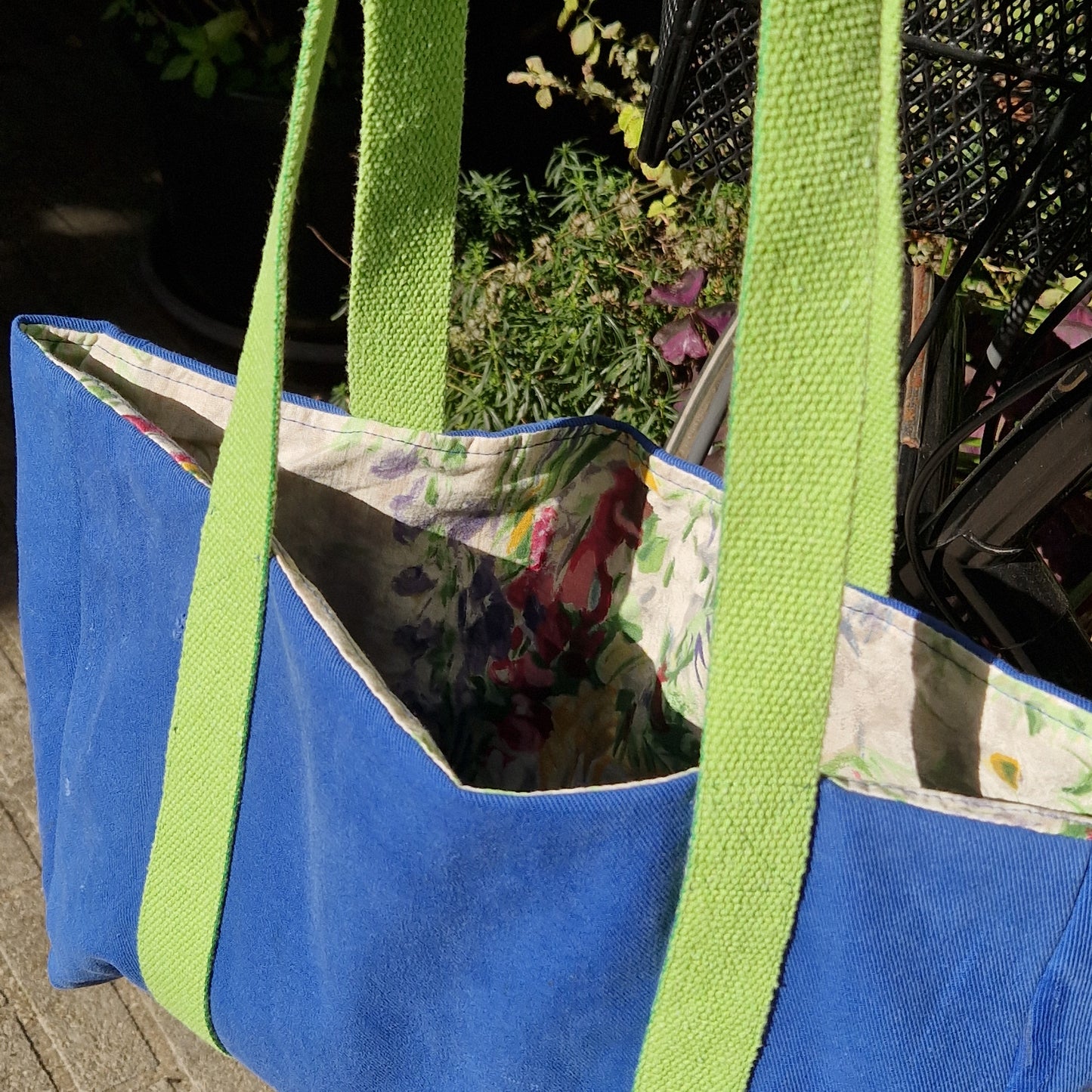 Sac Cabas Bleu & Anis, doublure à grandes fleurs - Blue Fabrik