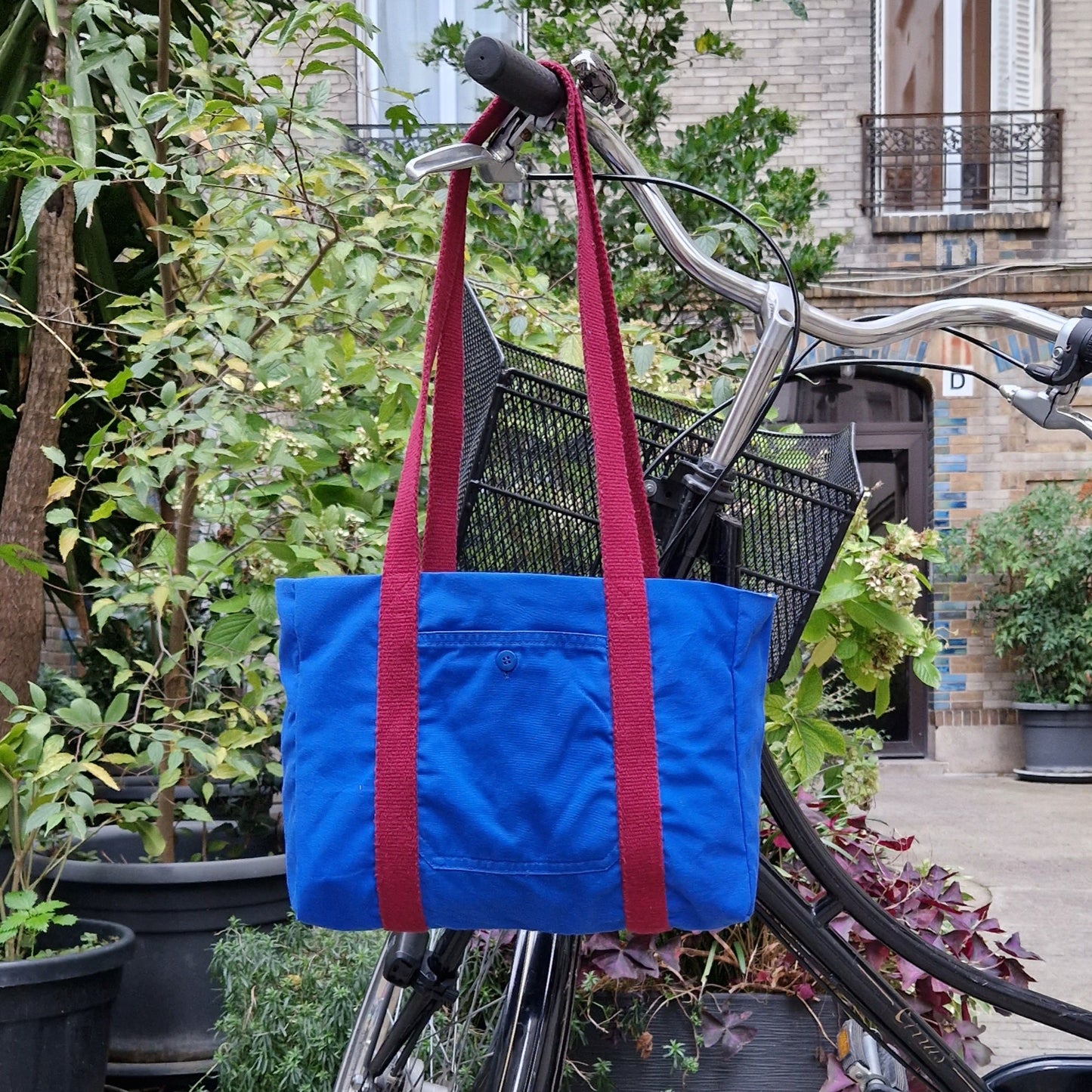 Sac Cabas Bleu & Bordeaux, doublure à grandes fleurs - Blue Fabrik