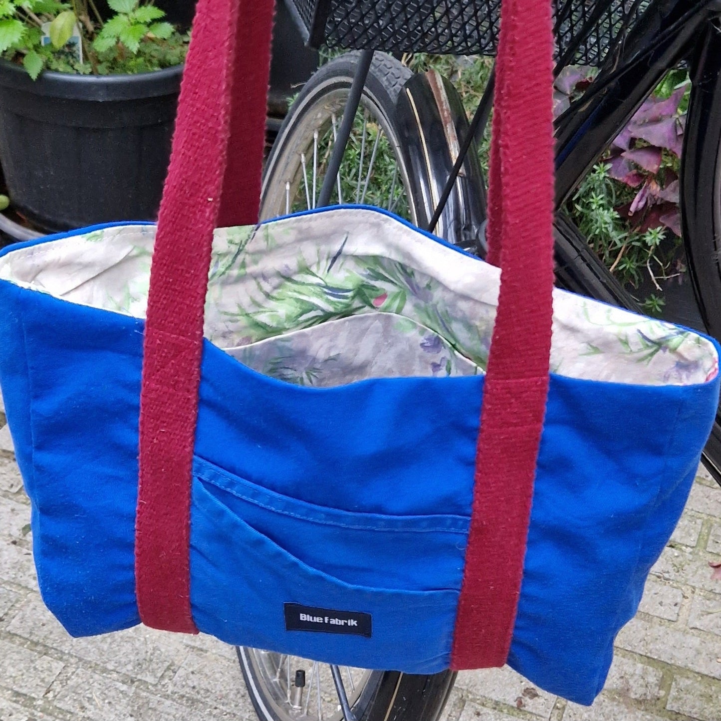 Sac Cabas Bleu & Bordeaux, doublure à grandes fleurs - Blue Fabrik