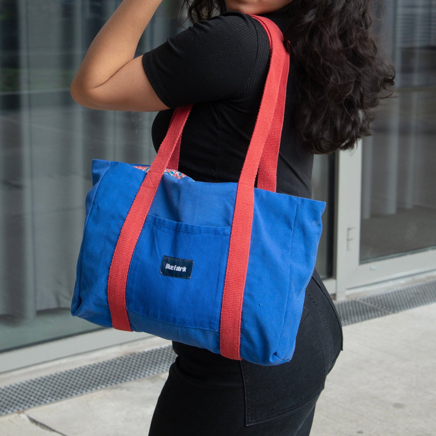 Sac Cabas Bleu & Cerise, doublure à fleurs - Blue Fabrik