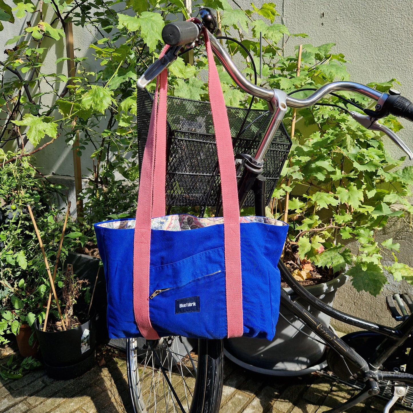 Sac Cabas Bleu & Rose, doublure fleurie - Blue Fabrik