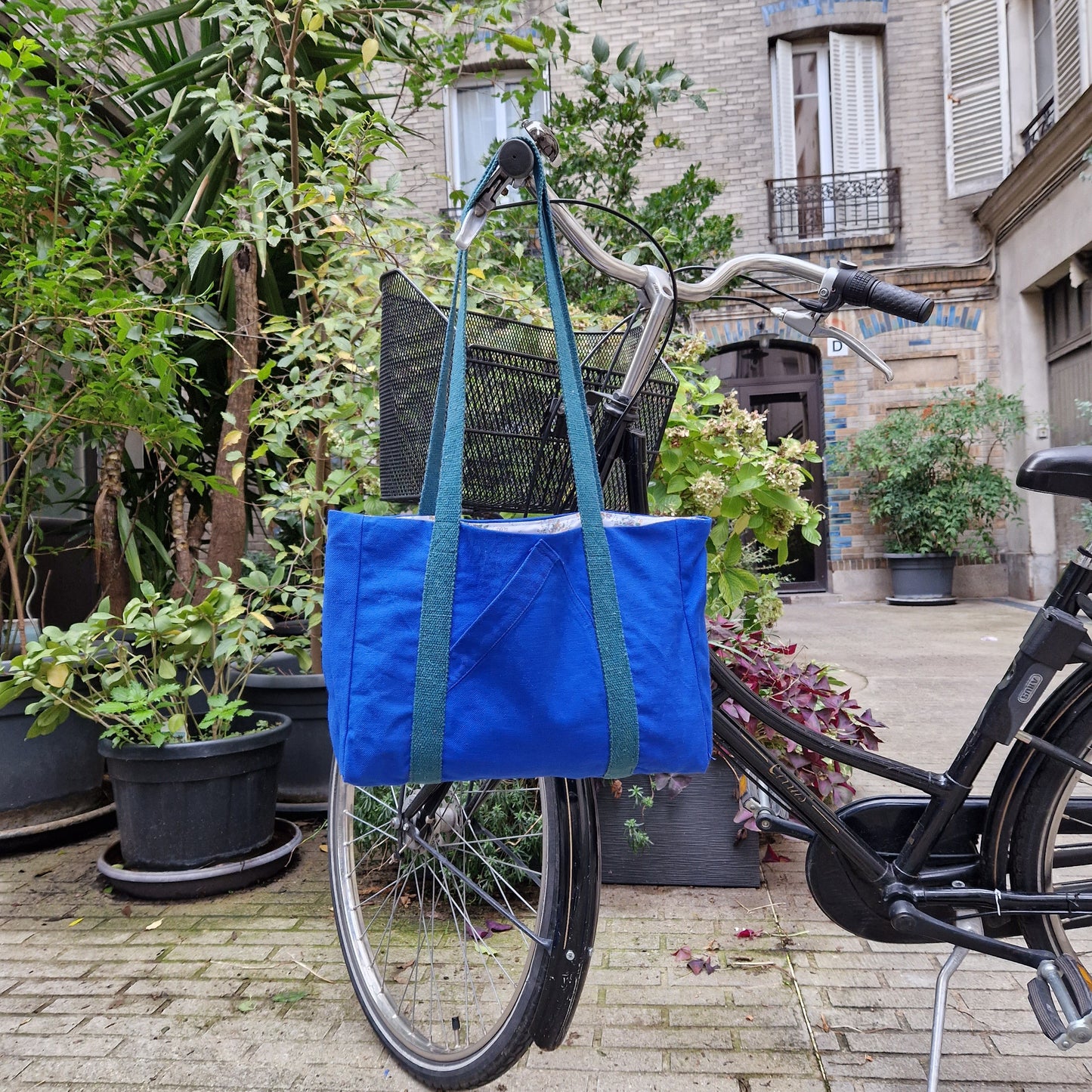 Sac Cabas Bleu & Vert Sapin, doublure à petites fleurs - Blue Fabrik