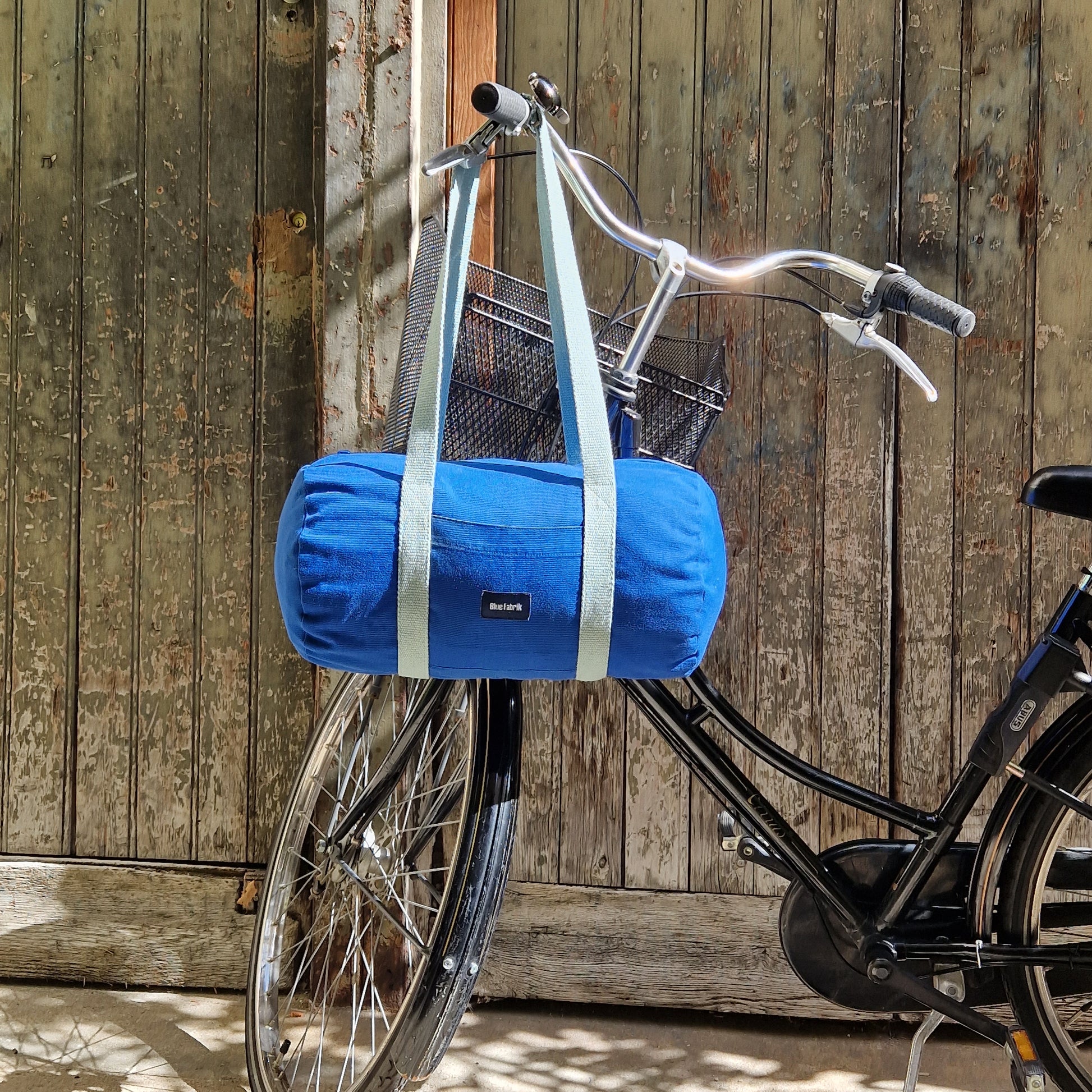 Sac Bowling Medium Bleu & Vert d’eau, doublure fleurie  2