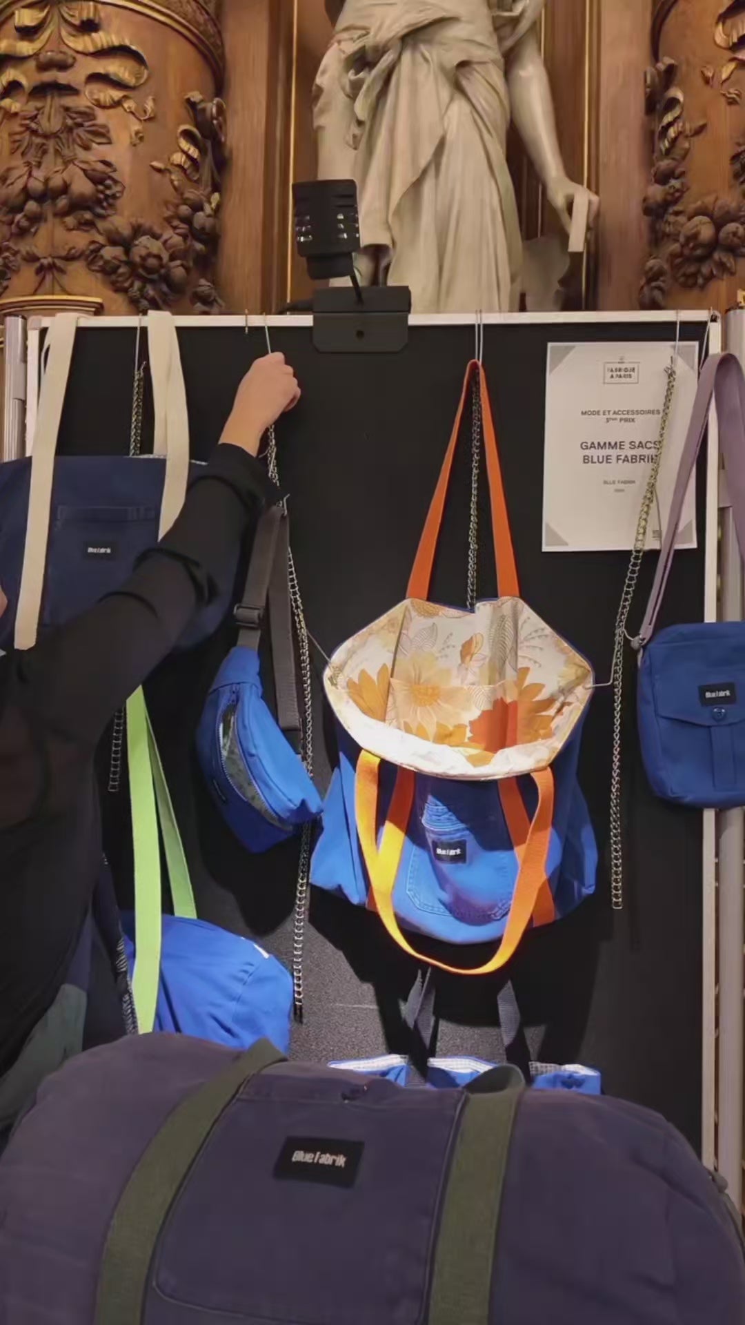 Charger la vidéo : Présentation Label Fabriqué à Paris 2026 avec 3eme place prix du Jury