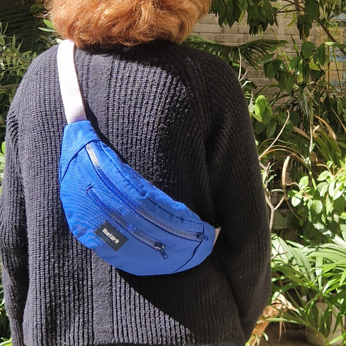Sac Banane Bleu & Parme, doublure fleurie psychédélique