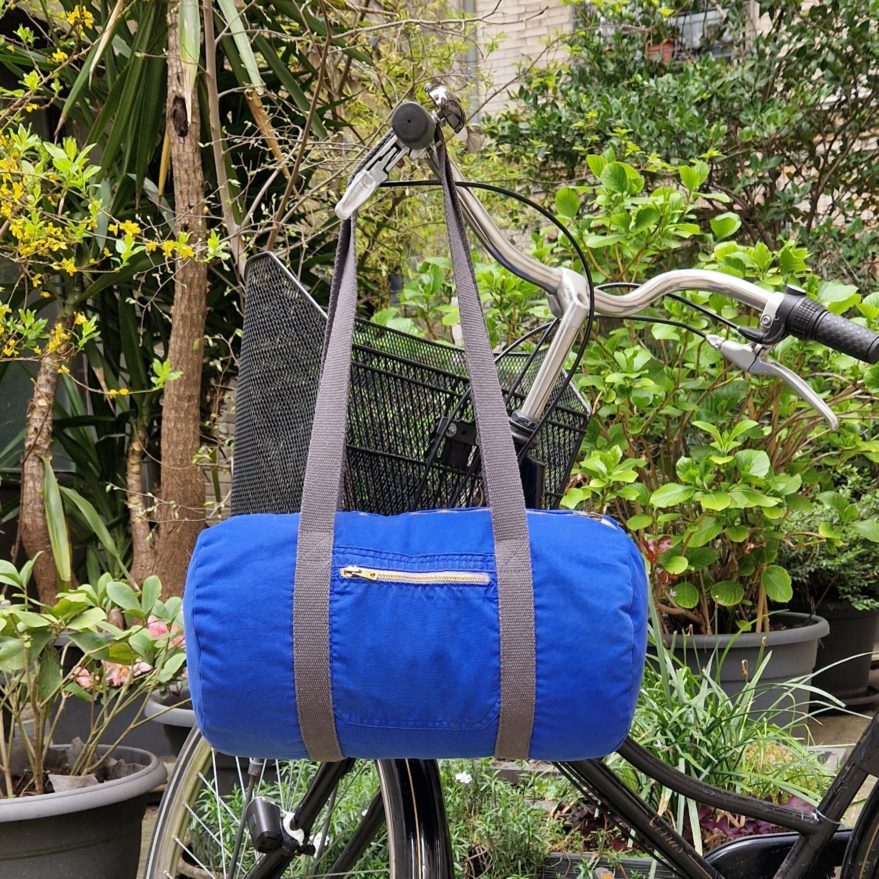 Sac Bowling Medium Bleu & Gris anthracite, doublure à carreaux, dos