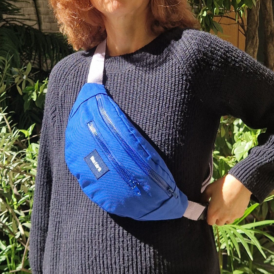Sac Banane Bleu & Parme, doublure fleurie psychédélique