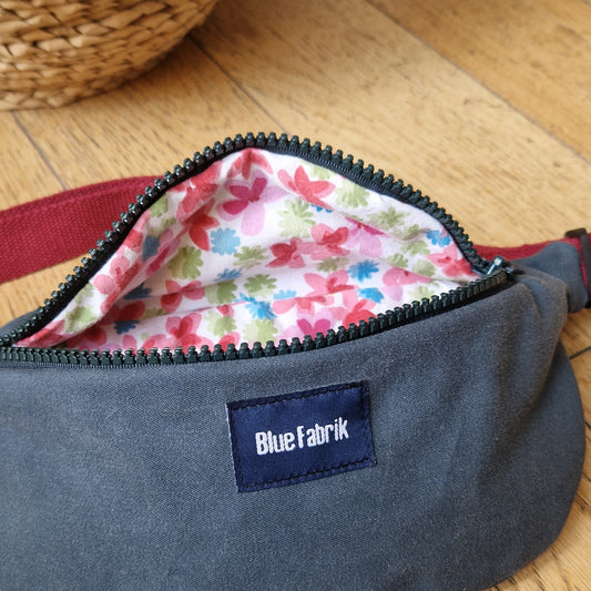 Sac Banane Vert & Bordeaux, doublure fleurie - Blue Fabrik