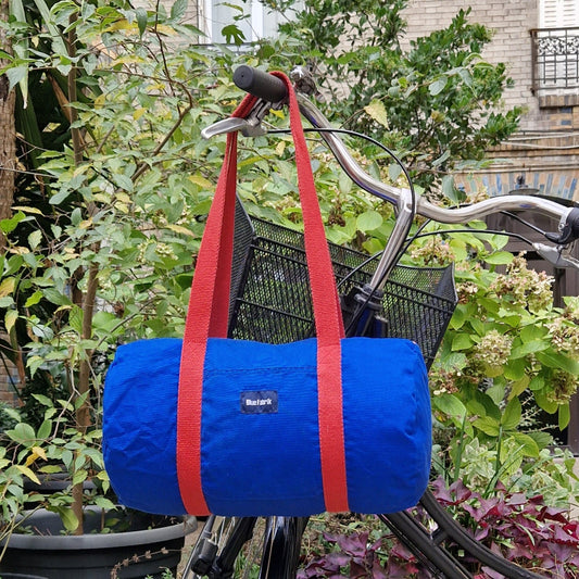 Sac Bowling Medium Bleu & Cerise, doublure à fleurs - Blue Fabrik
