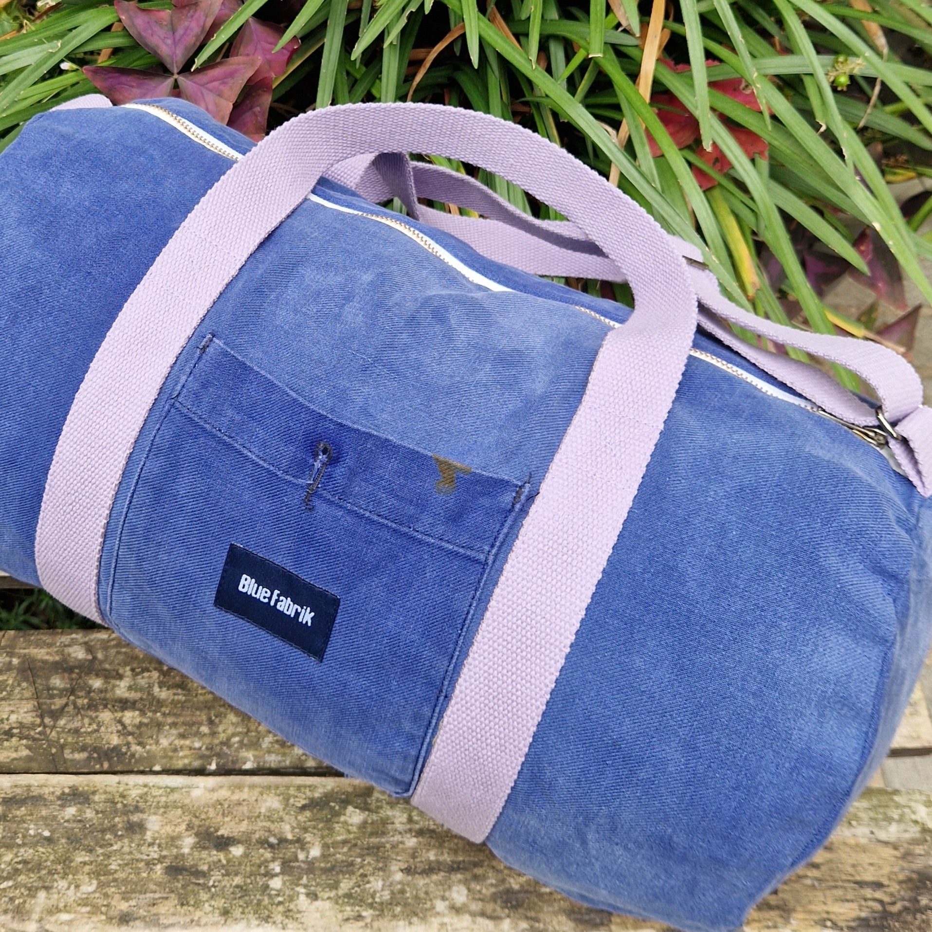 Sac Bowling Medium Bleu & Parme, doublure fleurie, avec bandoulière - Blue Fabrik