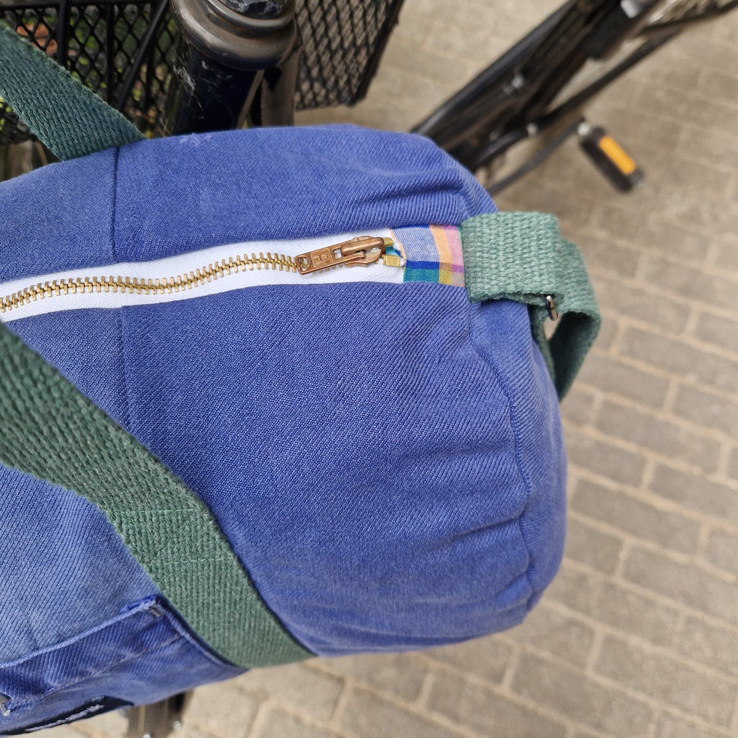 Sac Bowling Medium Bleu & Vert sapin, doublure à carreaux, avec bandoulière - Blue Fabrik