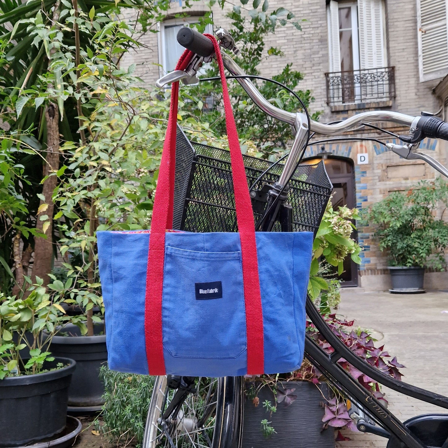 Sac Cabas Bleu & Cerise, doublure rouge à petites fleurs jaunes - Blue Fabrik